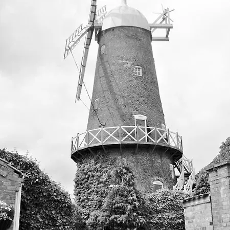The Windmill 3*