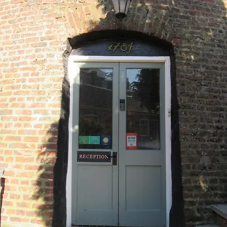 The Windmill 3*