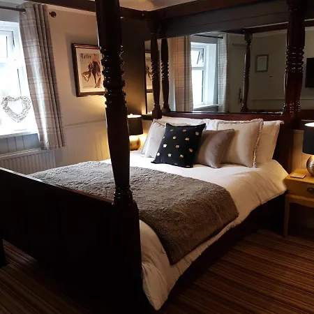 The Windmill 4*
