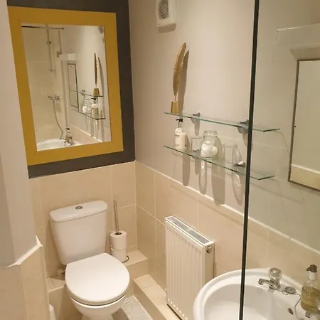 The Windmill 4*
