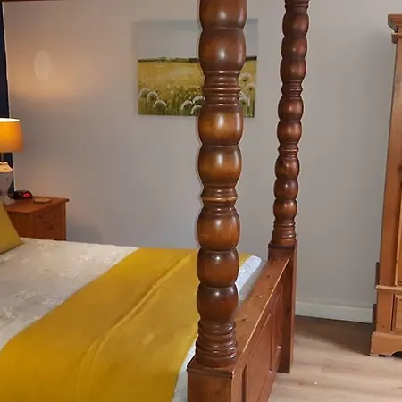 The Windmill 4* סקארבורו
