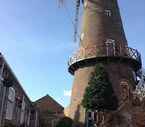 The Windmill 4*