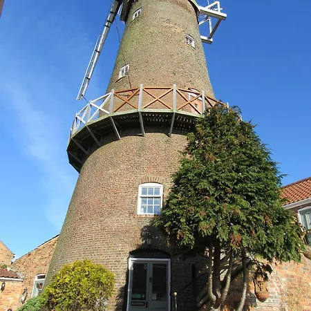 The Windmill Σκάρμπορο